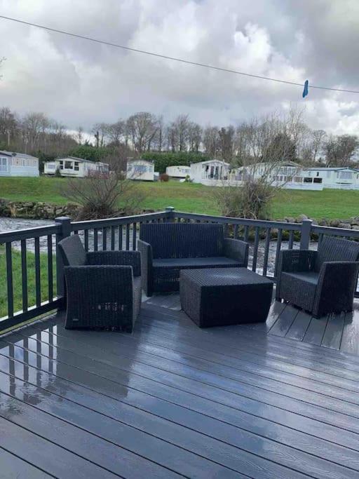 Stunning 3 Bed Riverside In Snowdonia * Caeathro