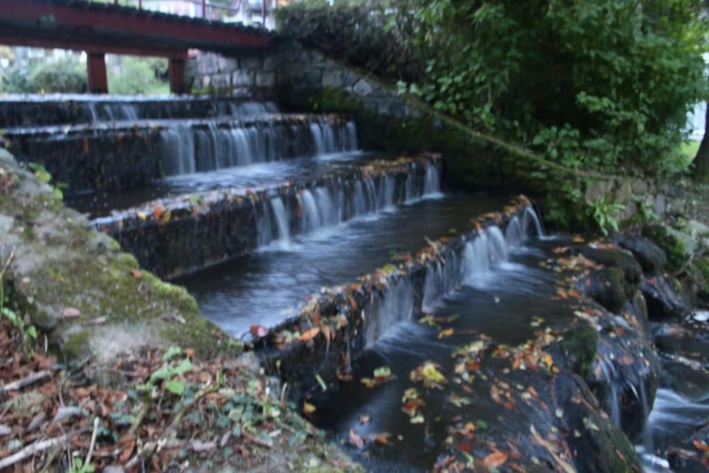 Stunning 3 Bed Riverside In Snowdonia * Caeathro