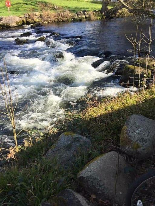 Stunning 3 Bed Riverside In Snowdonia