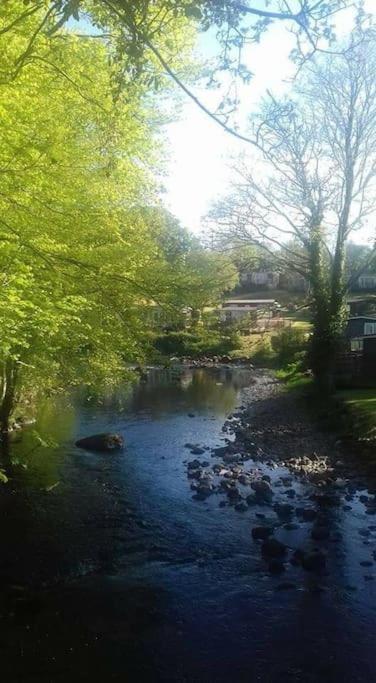 Шале Stunning 3 Bed Riverside In Snowdonia