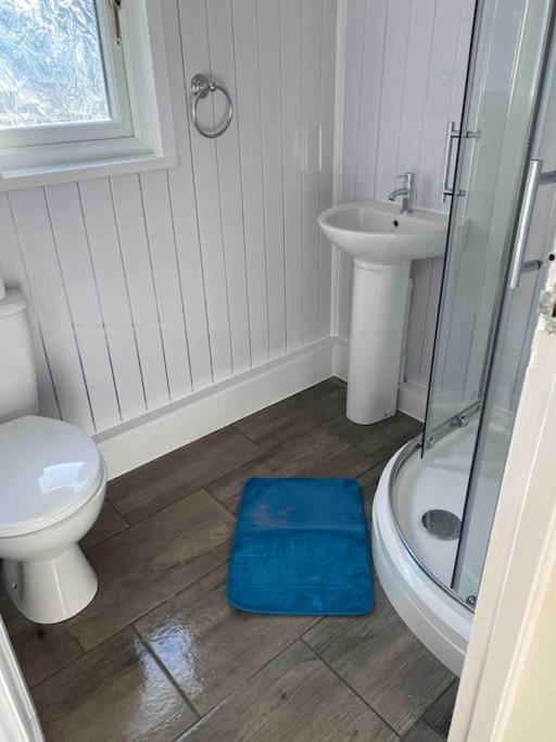 Stunning 3 Bed Riverside In Snowdonia Шале *