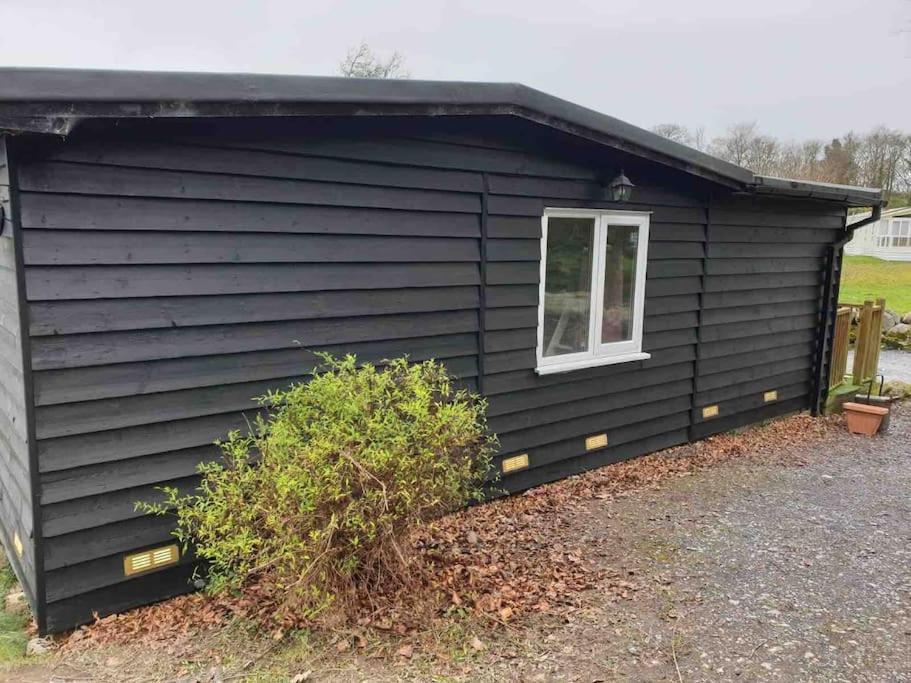 Stunning 3 Bed Riverside In Snowdonia * Caeathro